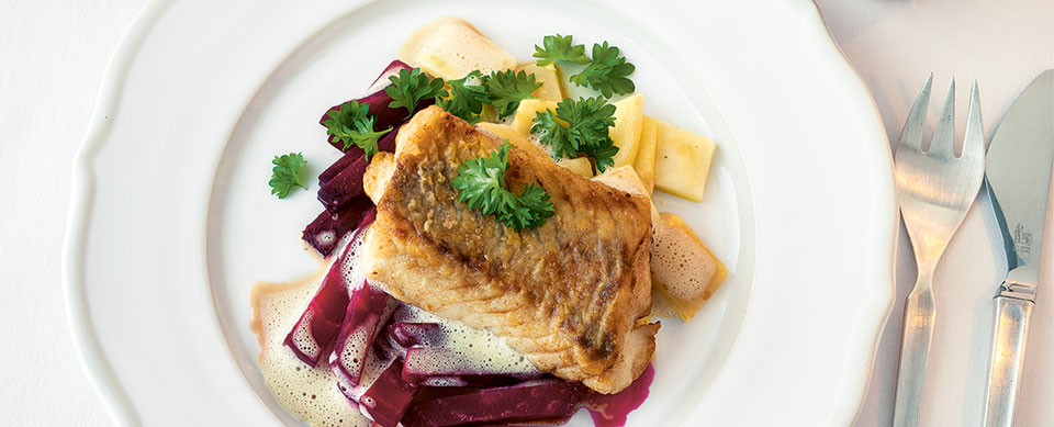 Karpfen in Biersauce mit Sellerie &amp; Rote Rübe