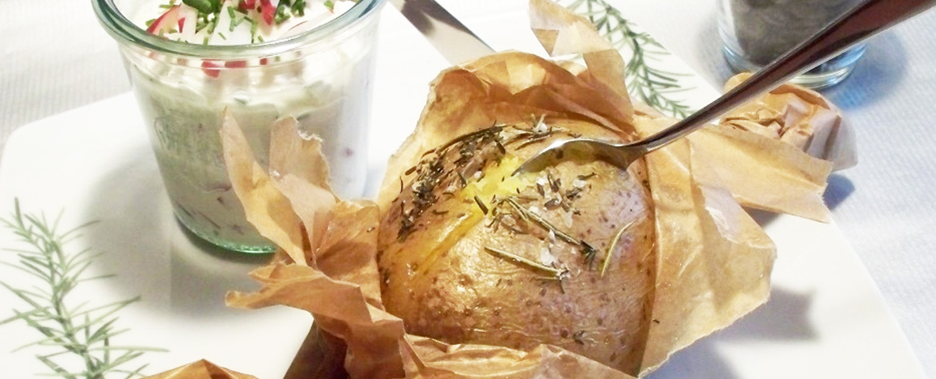 Ofenerdäpfel mit Radieschendip